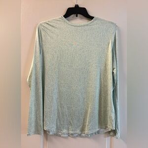 Women’s Light Green Long Sleeve Athletic Shirt